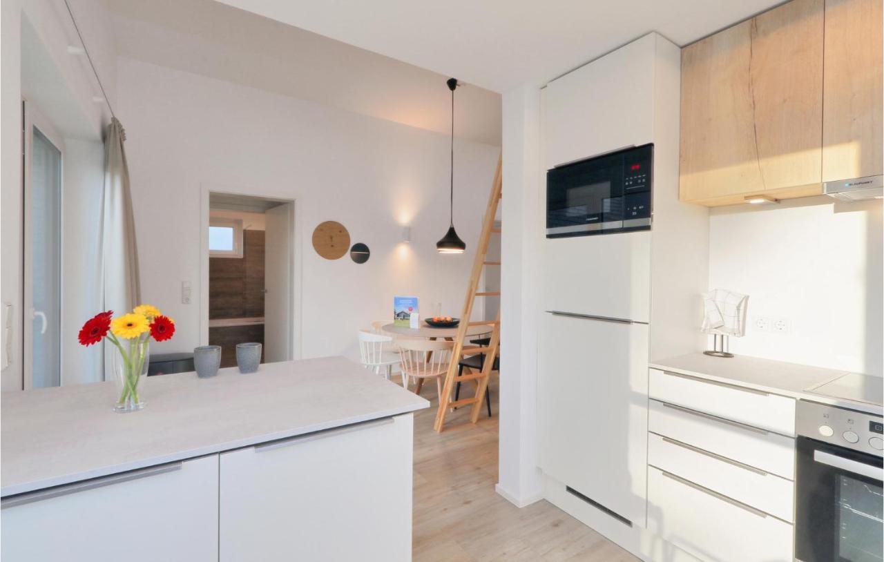 Lovely Home In Lembruch-Duemmer See With Wifi Екстер'єр фото